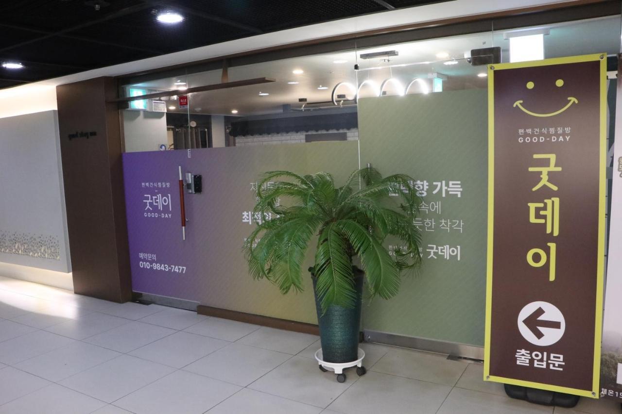 Goodday Jjimjilbang Hotel Incheon Buitenkant foto
